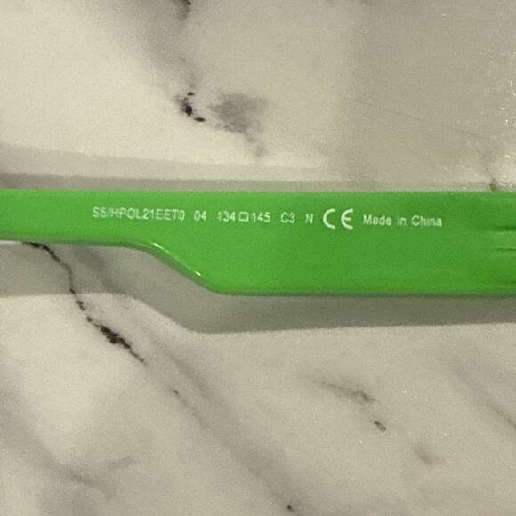 Authentic HAWKERS Polar Diamond Green Plastic Shield Sunglasses Plastic Lens - Picture 7 of 7